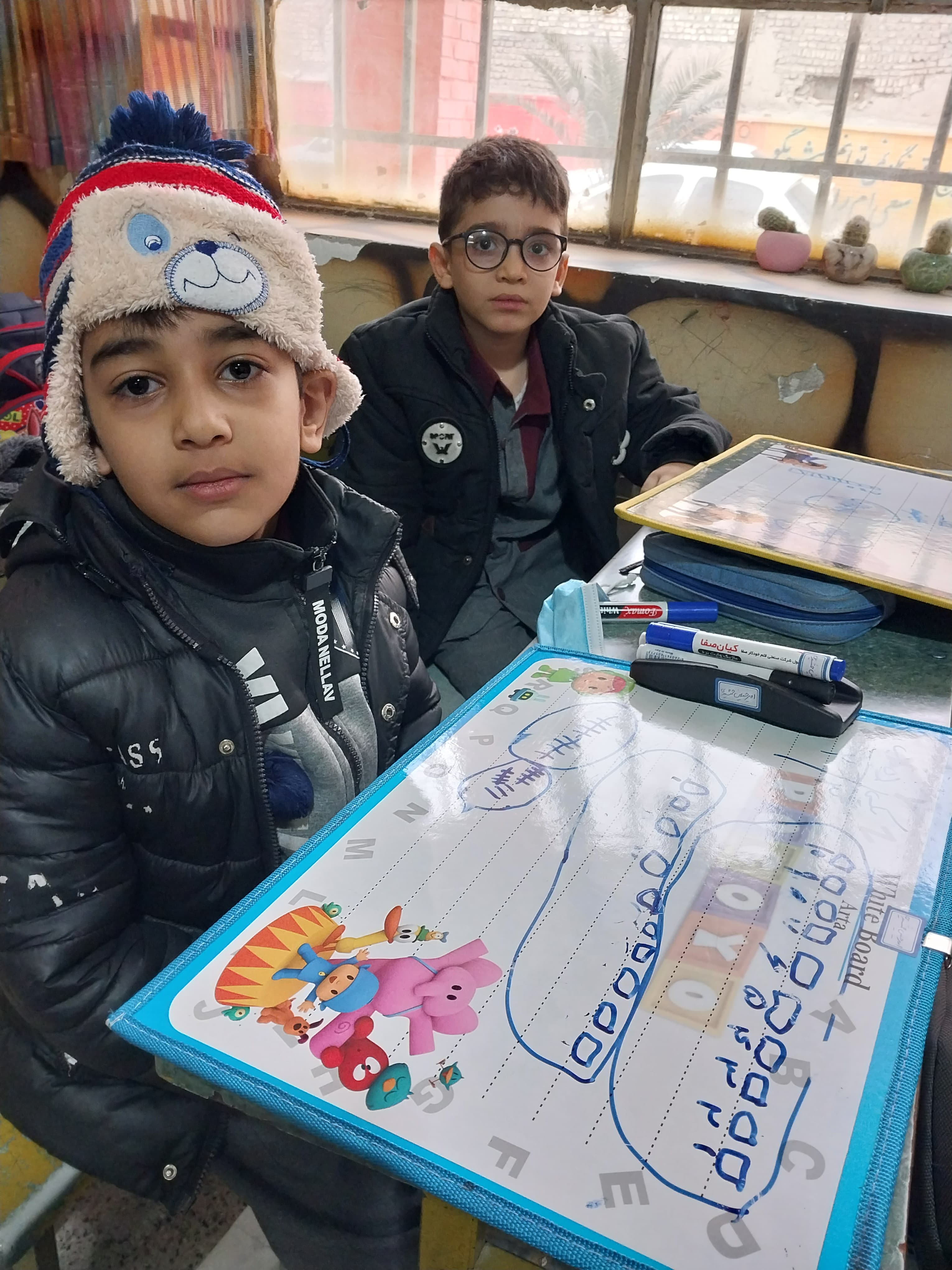 پیش دبستان و دبستان مهدیار