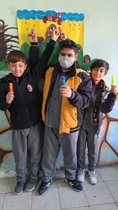 پیش دبستان و دبستان مهدیار